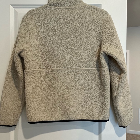 Patagonia Cream Fleece Pullover - Picture 2 of 3